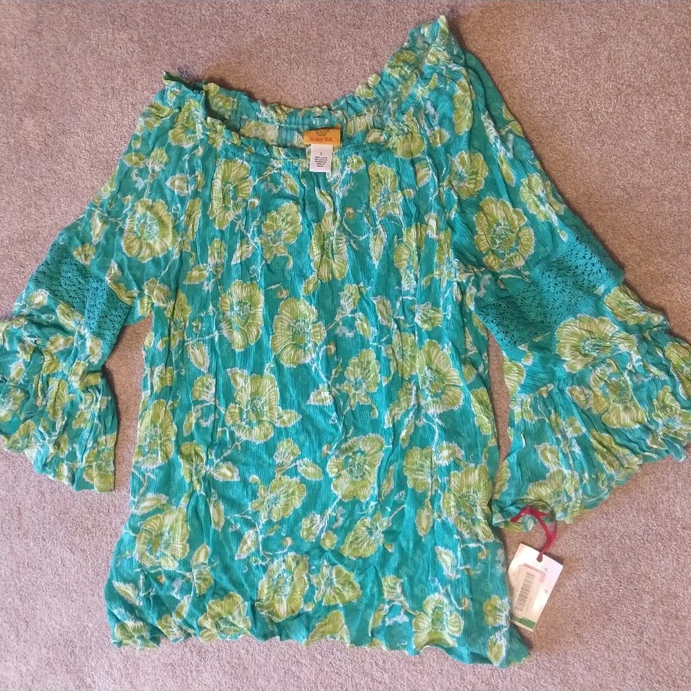 Ruby Red  teal shirt size L